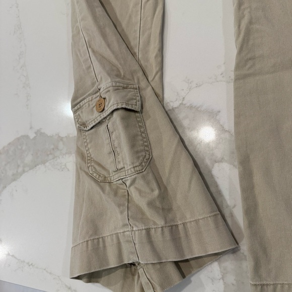 Vintage Y2K BKE Low Rise Khaki Cargo Bootcut Pants Womens Size 32 Beige Utility - Picture 3 of 9